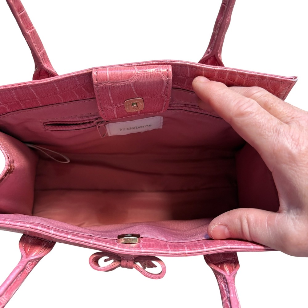 Liz Claiborne VINTAGE 90s Pink Croc Embossed Faux Leather Purse with Bow Y2K - Picture 5 of 11